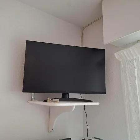 Apartment Pres De La - 4 Pers, Piscine Ouverte, Parking, Animaux Acceptes - Fr-1-706-12 Chatelaillon-Plage