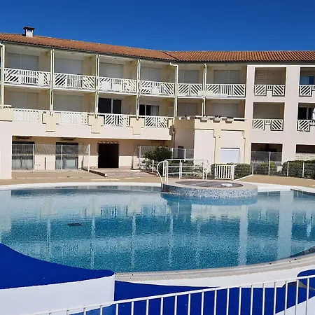 Pres De La - 4 Pers, Piscine Ouverte, Parking, Animaux Acceptes *